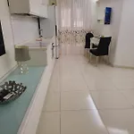 Lägenhet Megara House *